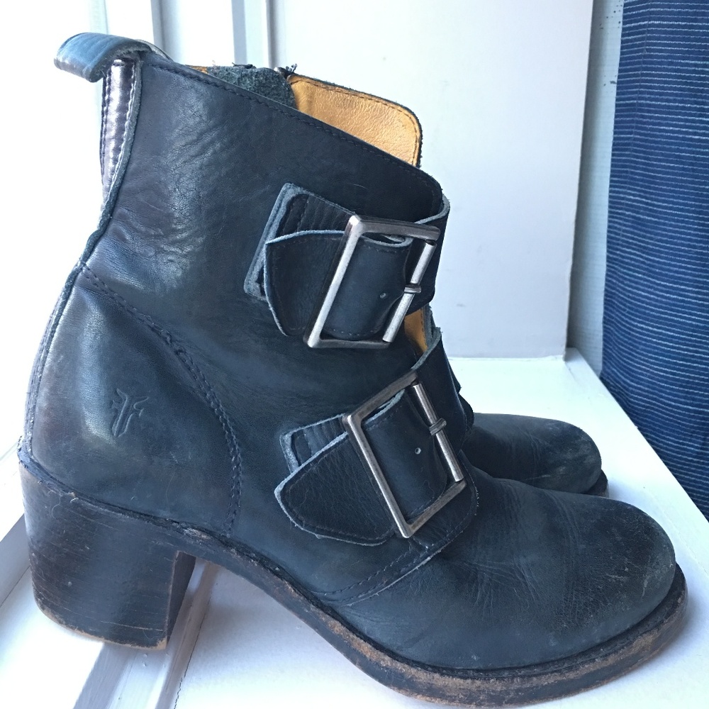 Frye Distressed Black Sabrina Double Buckle